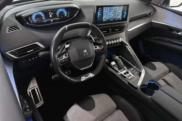 Peugeot 3008 (2021) thumbnail 5