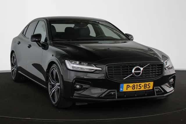 Volvo S60 (2022) thumbnail 2