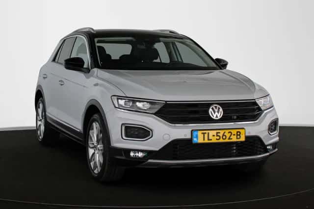 Volkswagen T-Roc (2018) thumbnail 2
