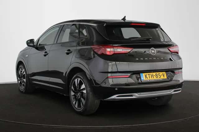 Opel Grandland (2023) thumbnail 4