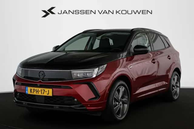 Opel Grandland (2023) thumbnail 1
