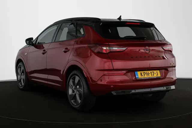 Opel Grandland (2023) thumbnail 4