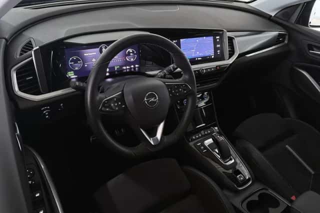 Opel Grandland (2023) thumbnail 5