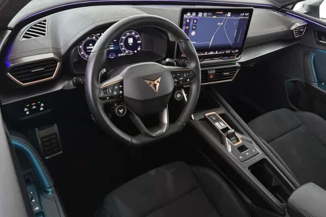 CUPRA Leon Sportstourer (2025) thumbnail 5