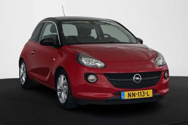 Opel Adam (2017) thumbnail 2