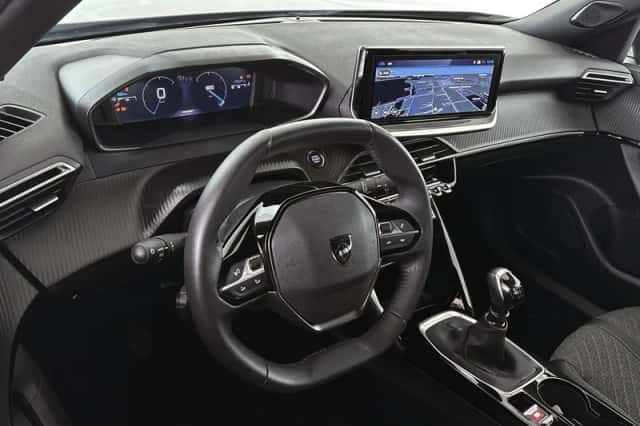 Peugeot 2008 (2025) thumbnail 5