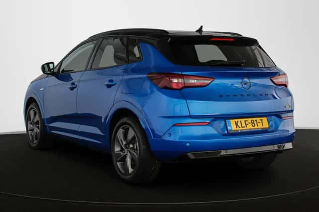 Opel Grandland (2023) thumbnail 4