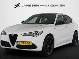 Alfa Romeo Stelvio (2022)