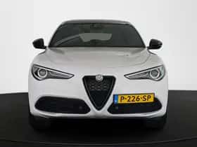 Alfa Romeo Stelvio (2022) thumbnail 14