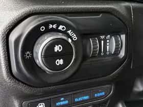 Jeep Wrangler (2023) thumbnail 19