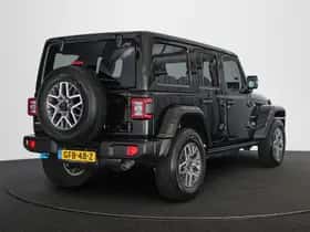 Jeep Wrangler (2023) thumbnail 3