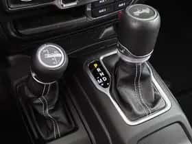 Jeep Wrangler (2023) thumbnail 31