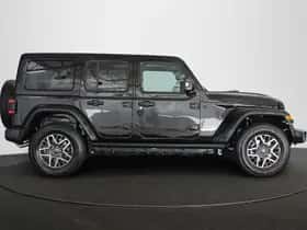 Jeep Wrangler (2023) thumbnail 36