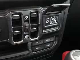 Jeep Wrangler (2023) thumbnail 43