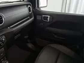 Jeep Wrangler (2023) thumbnail 46