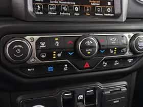 Jeep Wrangler (2023) thumbnail 47