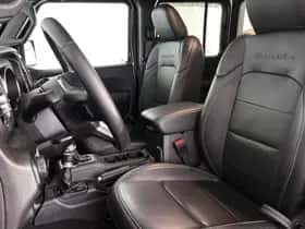 Jeep Wrangler (2023) thumbnail 6
