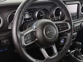 Jeep Wrangler (2023) thumbnail 9