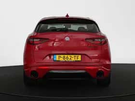 Alfa Romeo Stelvio (2021) thumbnail 14