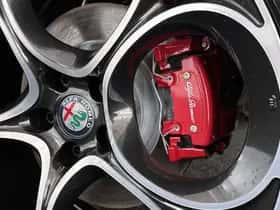 Alfa Romeo Stelvio (2021) thumbnail 42