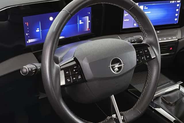 Opel Astra (2023) thumbnail 11