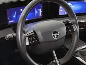 Opel Astra (2023) thumbnail 11