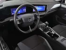 Opel Astra (2023) thumbnail 5