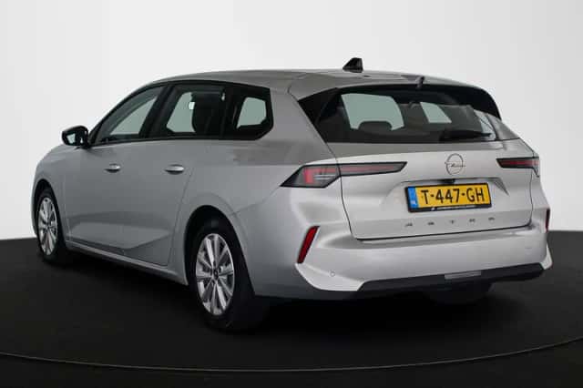Opel Astra (2023) thumbnail 4