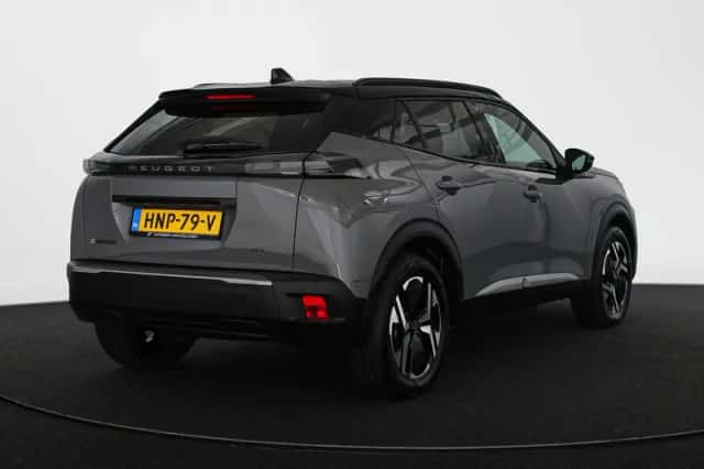 Peugeot e-2008 (2025) thumbnail 3
