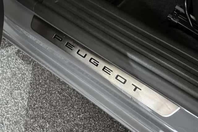 Peugeot e-2008 (2025) thumbnail 22