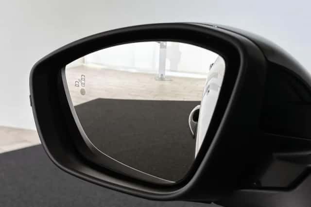 Peugeot e-2008 (2025) thumbnail 23