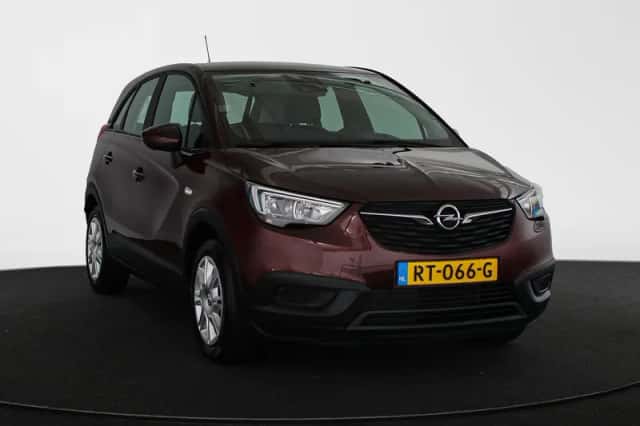 Opel Crossland X (2018) thumbnail 2