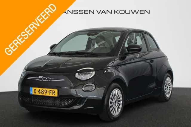 Fiat 500 (2023) thumbnail 1