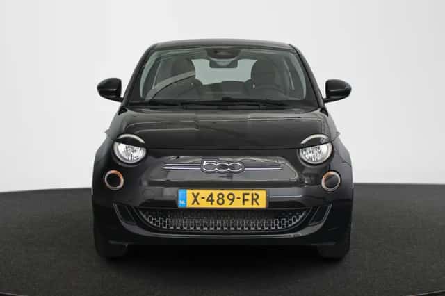 Fiat 500 (2023) thumbnail 14