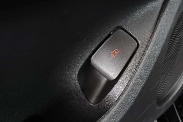Fiat 500 (2023) thumbnail 19