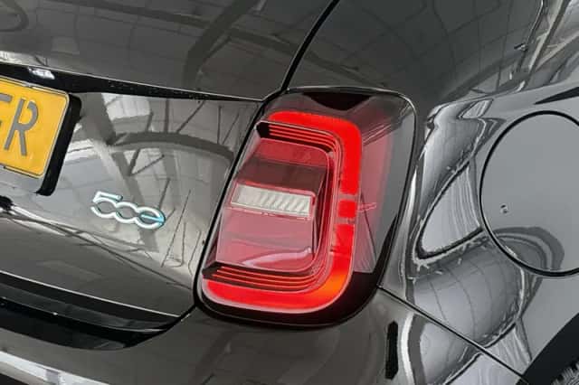 Fiat 500 (2023) thumbnail 23