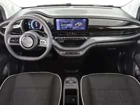 Fiat 500 (2023) thumbnail 7