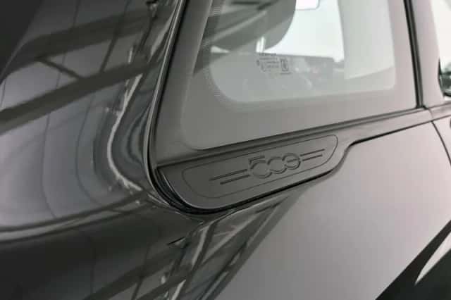 Fiat 500 (2023) thumbnail 8