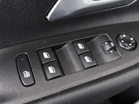 Opel Mokka (2023) thumbnail 26