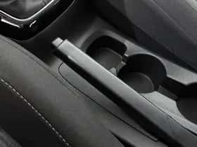Opel Corsa (2023) thumbnail 19