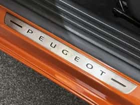Peugeot e-2008 (2023) thumbnail 17
