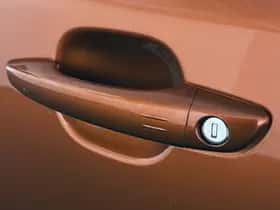 Peugeot e-2008 (2023) thumbnail 18