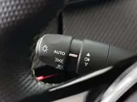 Peugeot e-2008 (2023) thumbnail 38