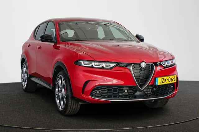 Alfa Romeo Tonale (2023) thumbnail 2