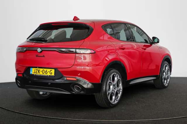Alfa Romeo Tonale (2023) thumbnail 3