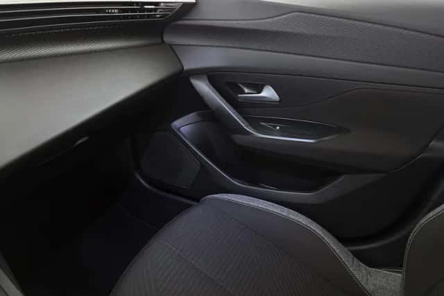 Peugeot 308 (2024) thumbnail 18