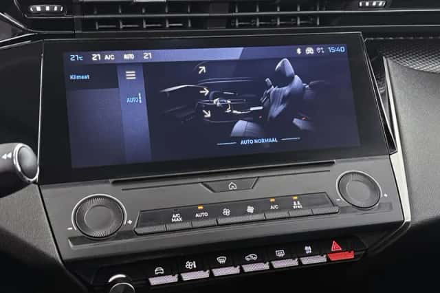 Peugeot 308 (2024) thumbnail 22