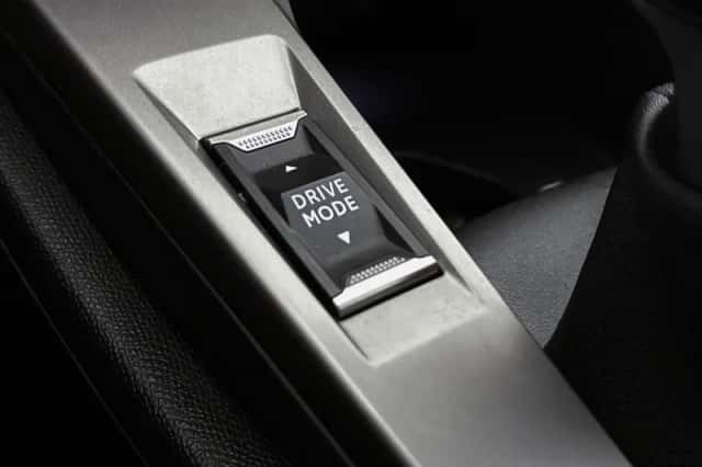Peugeot 308 (2024) thumbnail 33
