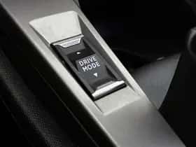 Peugeot 308 (2024) thumbnail 33