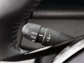 Peugeot 308 (2024) thumbnail 36